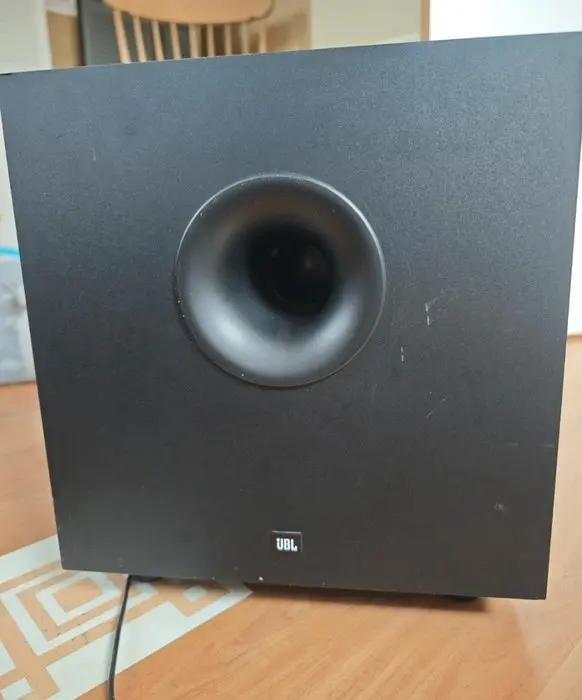 JBL - SUB125 Powered Subwoofer Speaker