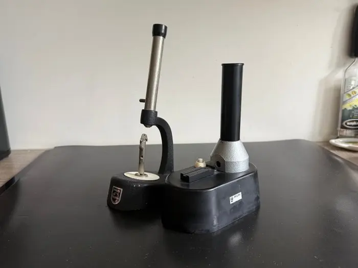 Philips - AG7004 - Magnifier for Cartridge and/or needles - Multiple models