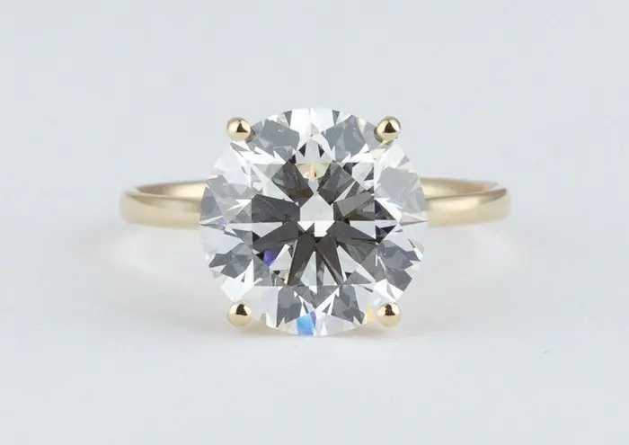 Ring - 14 kt. Yellow gold - 7.00ct. tw. Diamond (Lab-grown) - Round D-VVS2