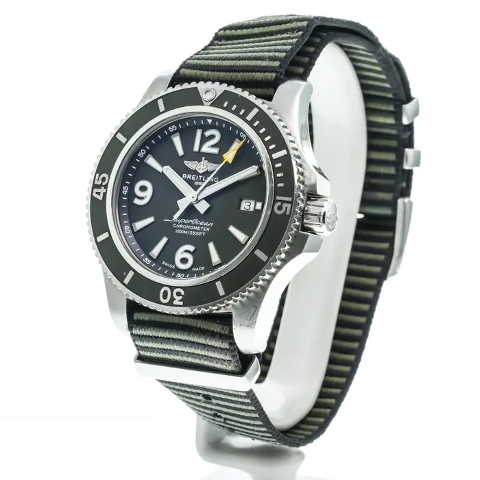 Breitling - Superocean Automatic 44 - Men - 2019
