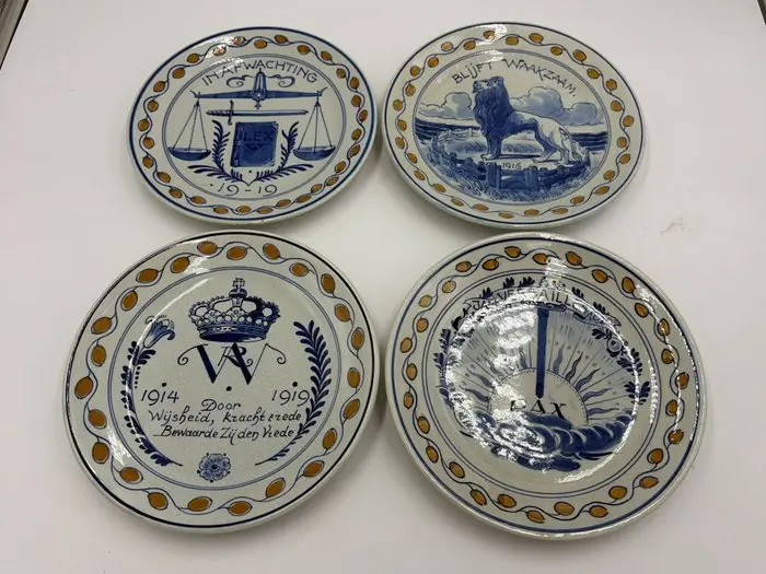 De Porceleyne Fles, Delft - Plate (4) - Earthenware - commemorative plaques