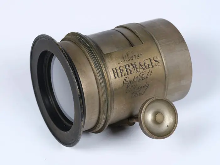 Hermagis No. 25720 | Brass lens