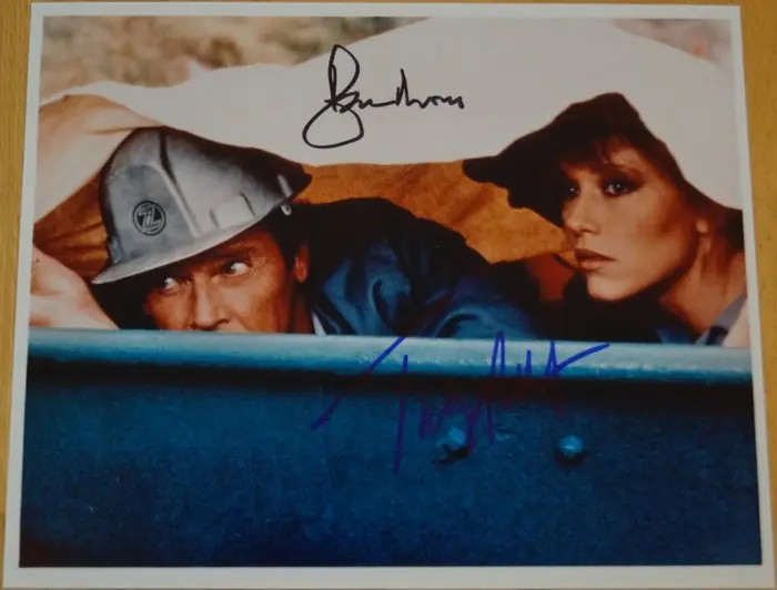 James Bond 007: A View To a Kill - Roger Moore (+) as 007 with Tanja Roberts double signed - signed photo with bbc holographic COA