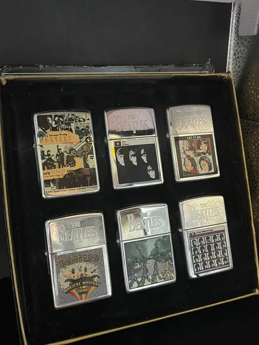 Zippo - X6 ZIPPO - COFFRET THE BEATLES - COLLECTOR'S...