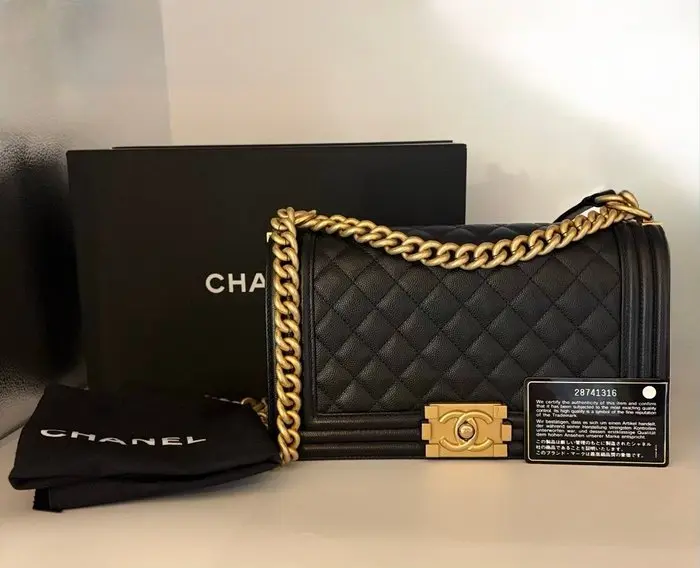 Chanel - Boy - Crossbody bag