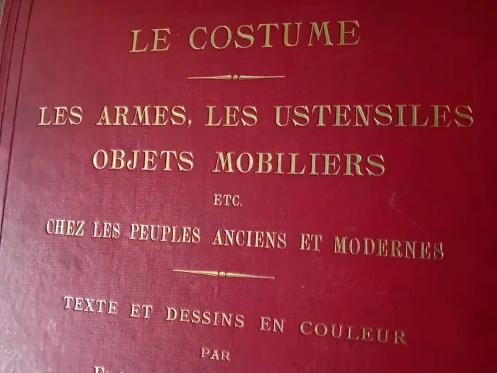 Frédéric Hottenroth - Le Costume