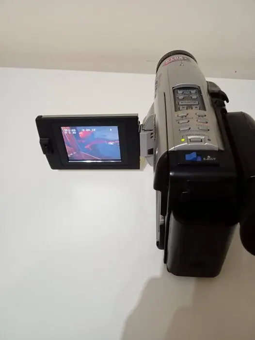 Panasonic NV-VX58EG S-VHS-C camera