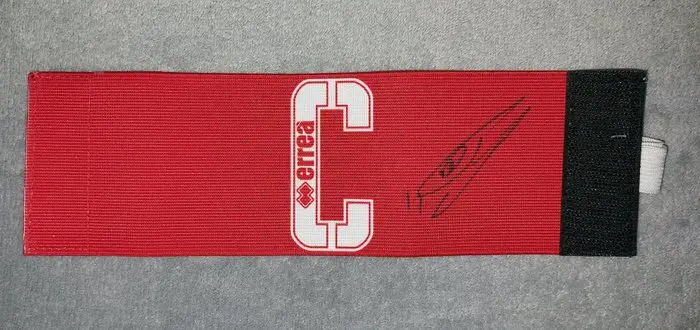 Genoa - Italian Football League - Domenico Criscito - 2019 - Captain's armband