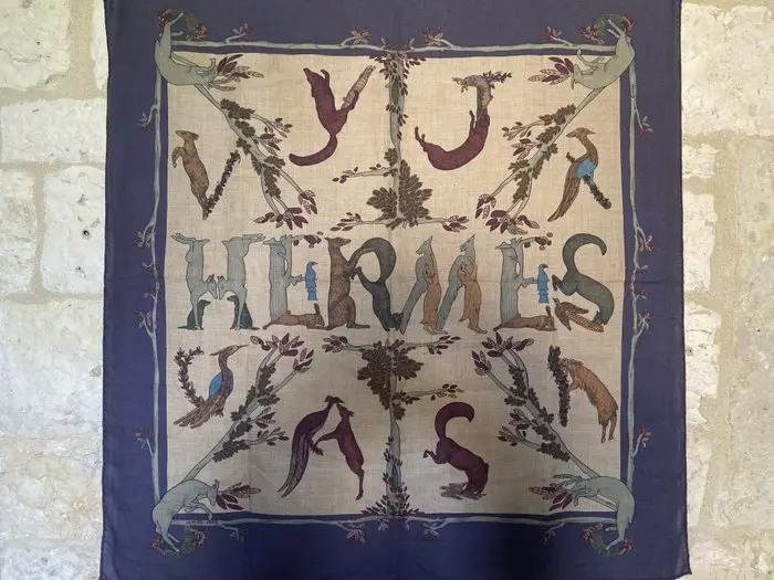 Hermès - "Alphabet « par Annie Faivre 1990 Cashmere & Silk - Scarf