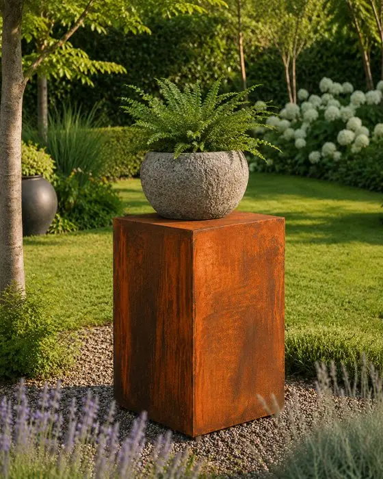 Contemporary Pillar - XXL Cortenstalen Sokkel - 2026 - sculpture column