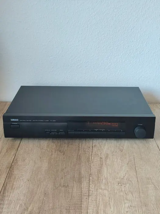 Yamaha - TX-480L Digital Quartz-Synthesizer Stereo Tuner