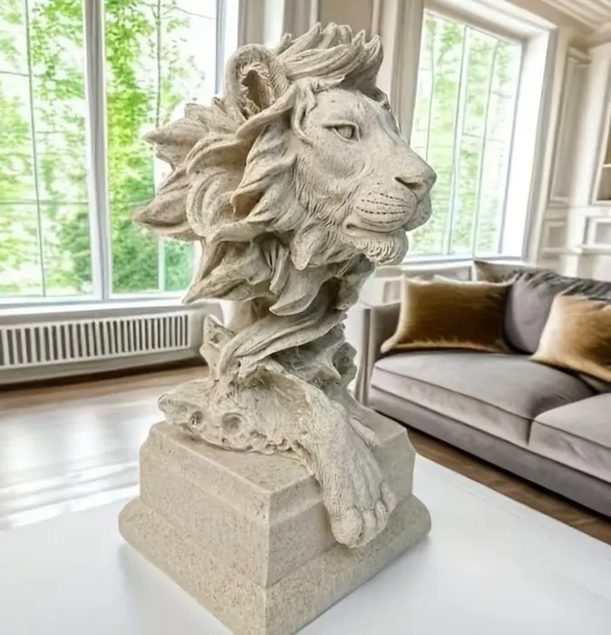 Figure - Lion bust on plinth - Stone