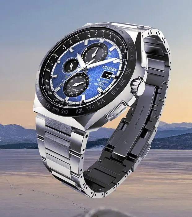 Citizen - Collection AT8 Super Titanio - Radiocontrollato...