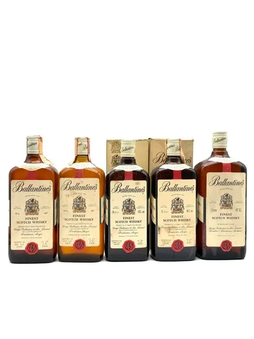 Ballantine's Finest - b. dagli anni Settanta agli anni Novanta - 75cl, 70cl, 1 Litre - 5 bottiglie