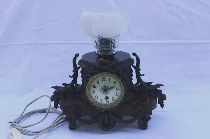 Clock Liberty - red marble - 1910-1920