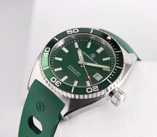 Tempore Lux Ocean 200 Green – Swiss Automatic Sellita SW200-1 – Pre-owned