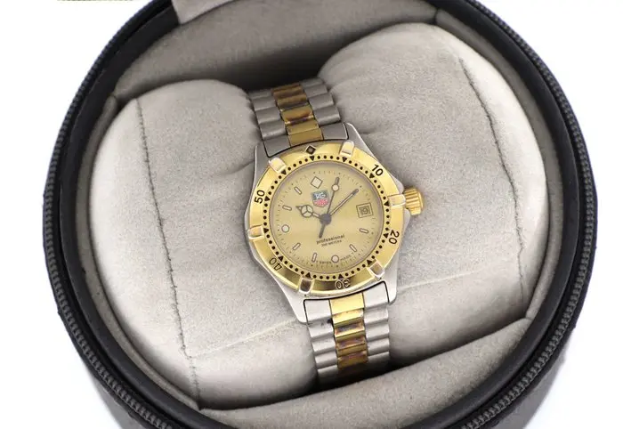TAG Heuer - Serie 2000 Professional 200 Meters - No...