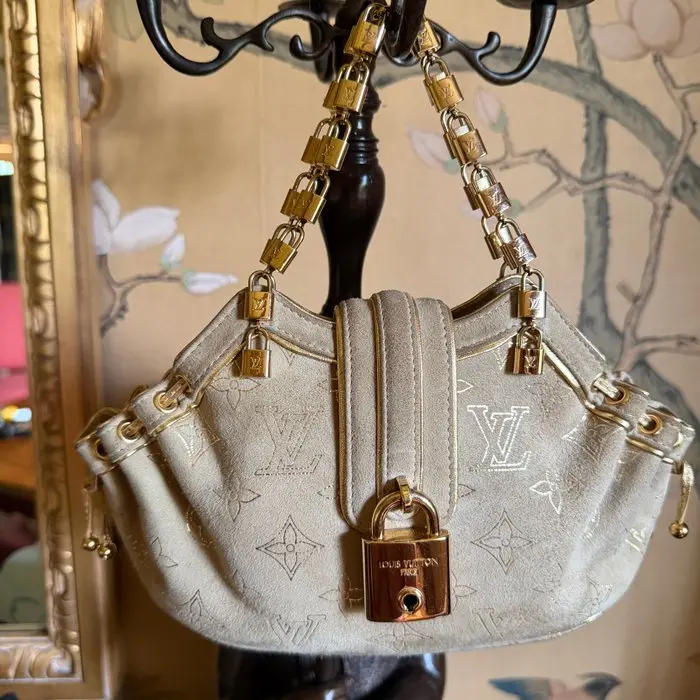 Louis Vuitton - theda - Handbag