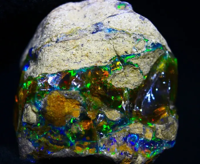 Ct. 233.40 Large Ethiopian Crystal Opal - Collection...