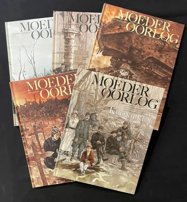 Moeder Oorlog - complete reeks HC - 5 Album - First edition - 2010/2016
