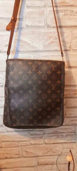 Louis Vuitton - Musette - Shoulder bag