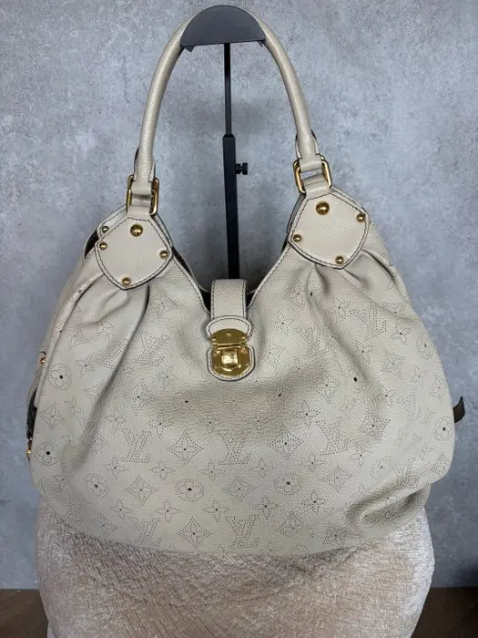 Louis Vuitton - Mahina - Shoulder bag