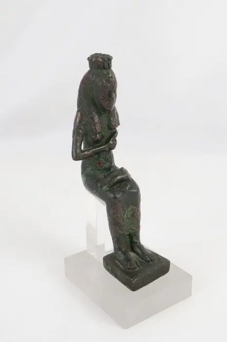 Ancient Egypt, Late Period Bronze Isis Lactans 13,50 cm