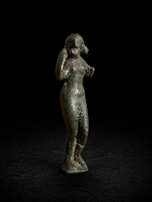 Ancient Roman, Empire Bronze Statuette of Venus - 7.5 cm