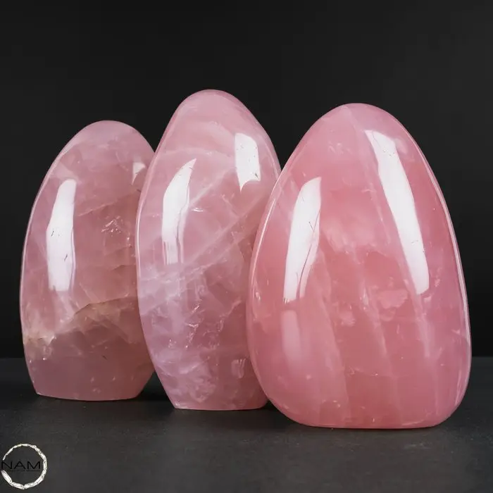 Natural rose quartz set from Brazil – Three exceptional...