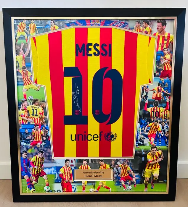 Lionel Messi - Hand Signed FC Barcelona 2013/14 Away Shirt