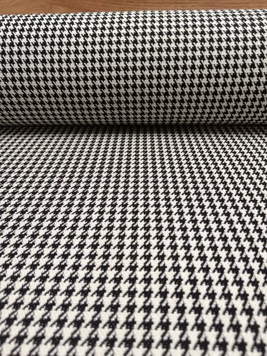100% pure wool E 782