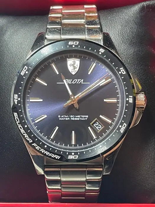 Wristwatch - Ferrari - Collection Pilota metal black...
