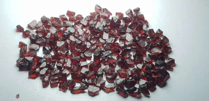 Facet Quality Rhodalite garnet Rough- 71 g