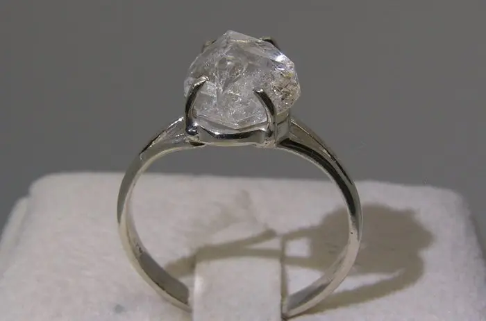 Herkimer Diamond Ring - Height: 26.2 mm - Width: 20.5 mm- 2.6 g - (1)