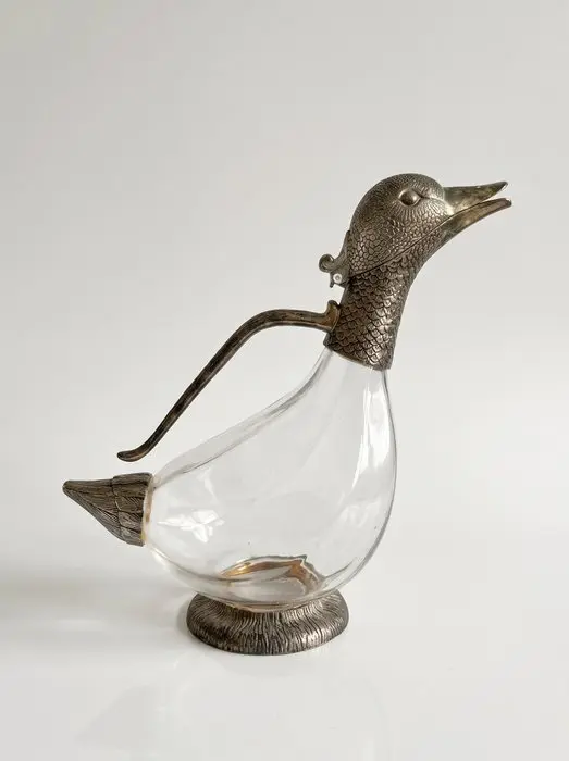 Pitcher - Metal