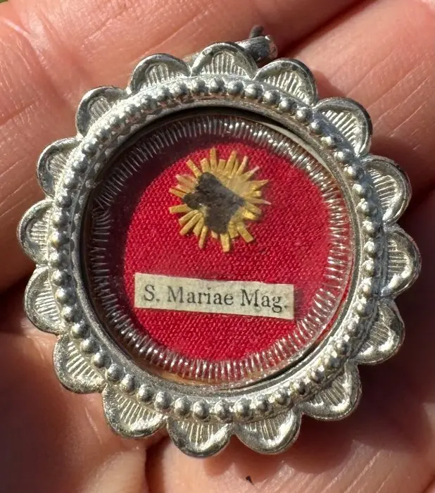 Relic - Metal, Textile, Glass - 1940-1950 - Saint Mary Magdalene