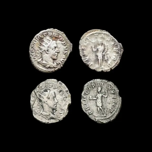 Roman Empire Lot of 2x AR Antoninianus