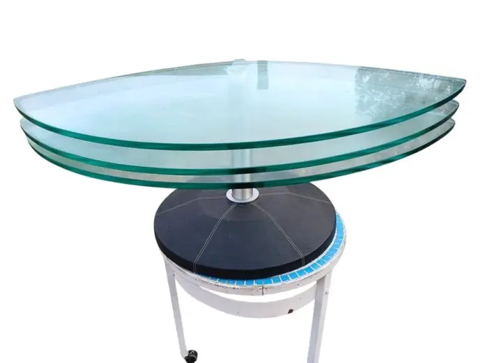 Ligne Roset - Coffee table - Glass - Tempered glass coffee table.