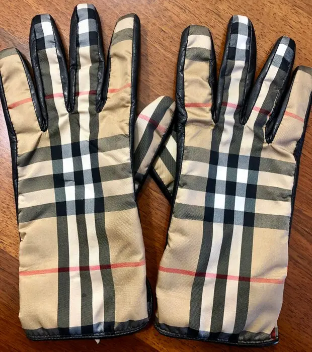 Burberry - Gloves