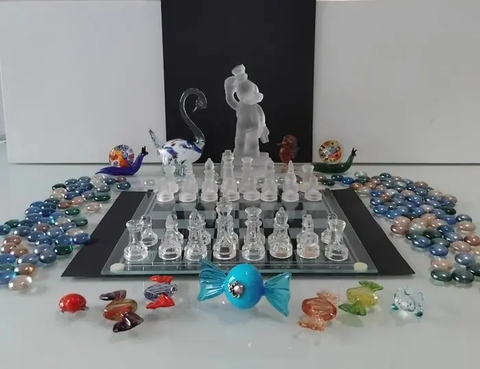 Themed collection - Chess and other objects in blown