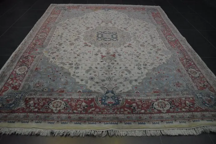Tabriz - Carpet - 306 cm - 240 cm