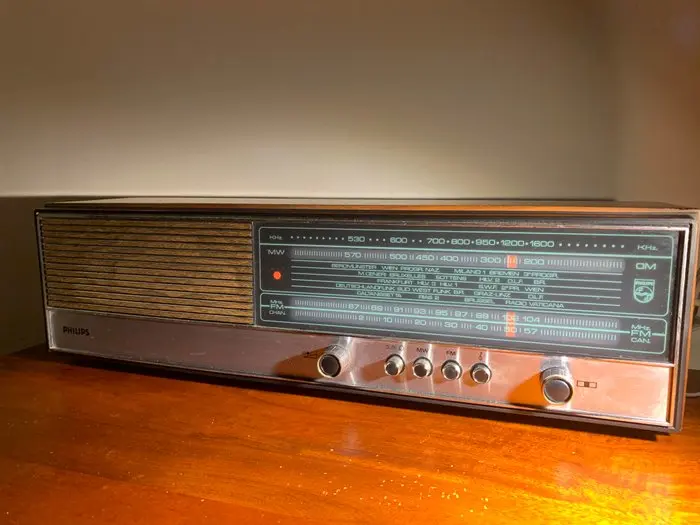 Philips - 19RB344 Tabletop Transistor radio