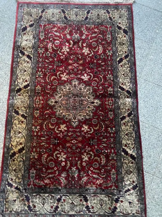 Carpet - 165 cm - 95 cm