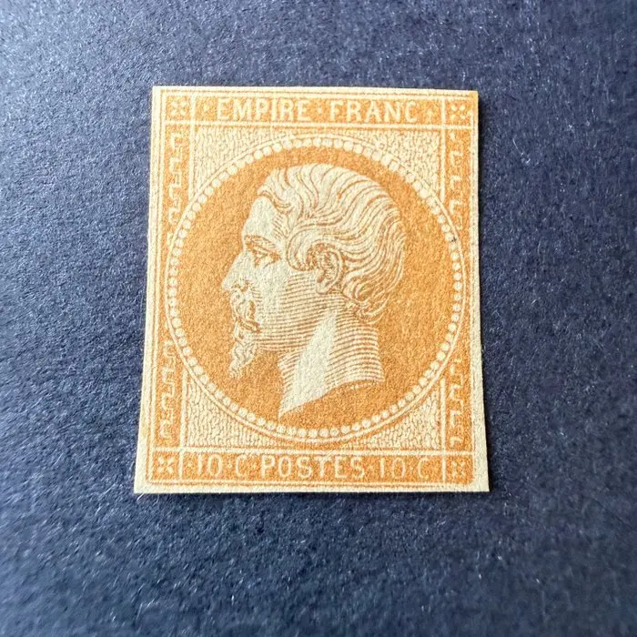 France - Yvert 13A 'Napoleon 10c brown-bistre' mint