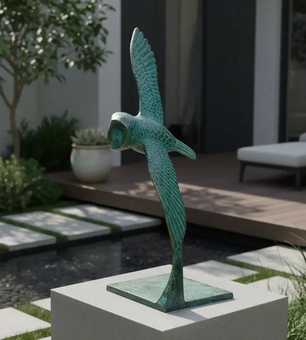 Ben Wouters (XX) - Sculpture, Flying Owl - 53 cm - Bronze