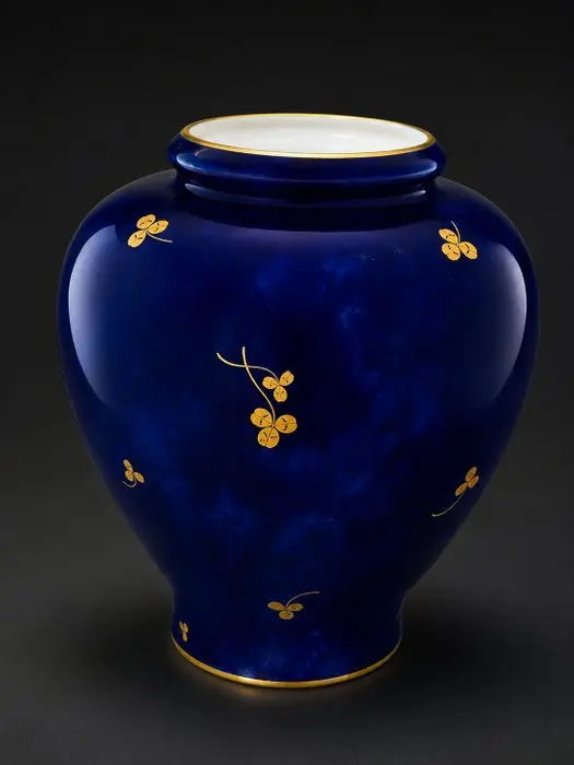 Manufacture nationale de Sèvres - Baluster vase - golden reflections