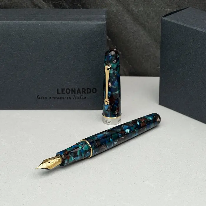 Leonardo Officina Italiana - Virtuosa Murano gold trim - Fountain pen