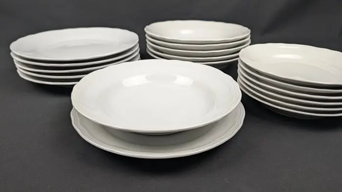 Richard Ginori - Dinner set for 6 (18) - Porcelain - Shower