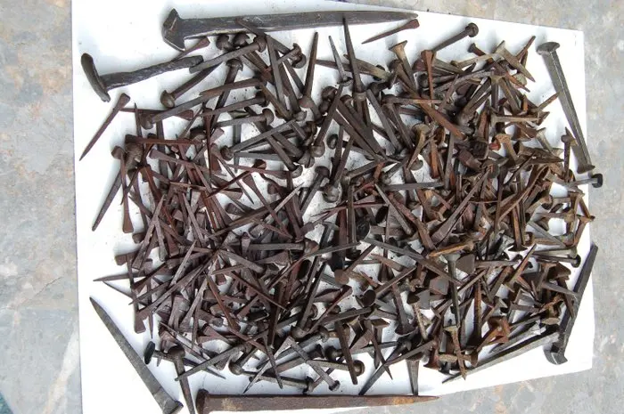 Timmernagels of spijkers - Working tool (600)