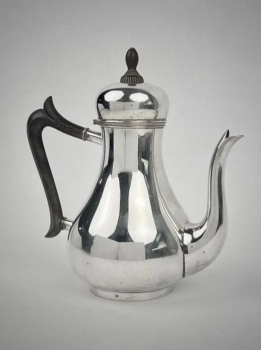 Voorschoten - Coffee pot - pear-shaped body - .835 silver - Jug - Design
